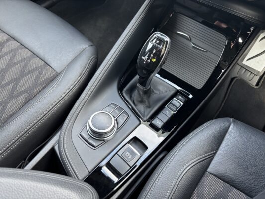 BMW X1 xドライブ18d 4WD★R6税金完納★車検ロング★極上車★ドラレコ★最安画像18