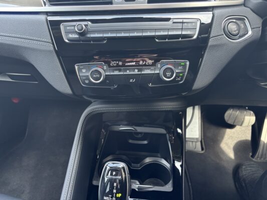 BMW X1 xドライブ18d 4WD★R6税金完納★車検ロング★極上車★ドラレコ★最安画像19