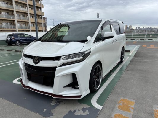 アルファード 2.5 S Cパッケージ KUHLレーシング コンプリートカー★R6税金完納★KUHLコンプリート★エアサス★フルエアロ★マフラー★20 ホイル★車検ロング★後期★業界最安