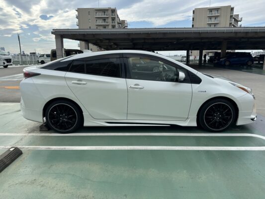 プリウス Sツーリングセレクション モデリスタ★車検ロング★モデリスタエアロ★走行中TV視聴★シートヒーター★業界最安画像4
